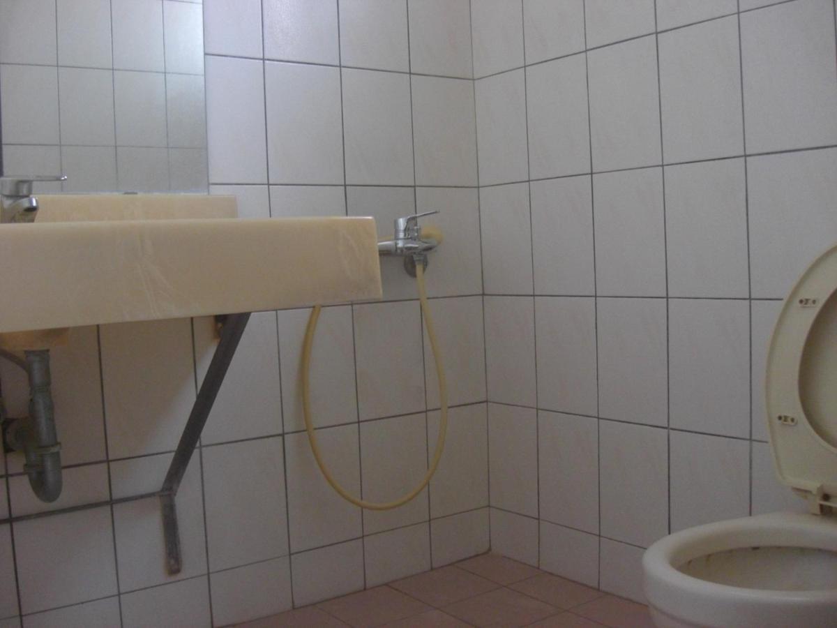 Uni Hotel T'ai-tung エクステリア 写真